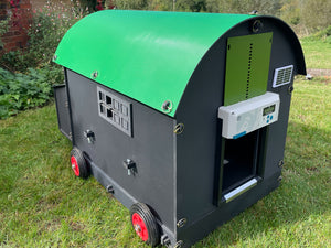 Shepherds Hut Chicken Coop - Large Auto-Door (up to 8 chickens)